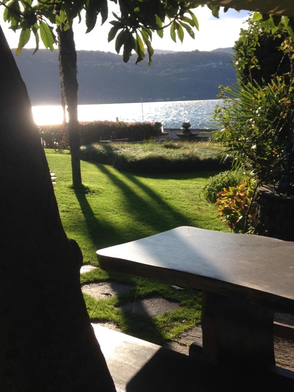 Villa Maria Lago Maggiore Reno Di Leggiuno Exteriör bild