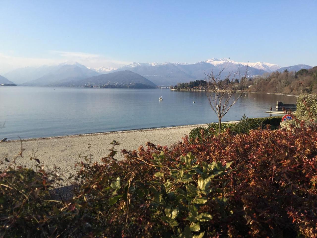 Villa Maria Lago Maggiore Reno Di Leggiuno Exteriör bild