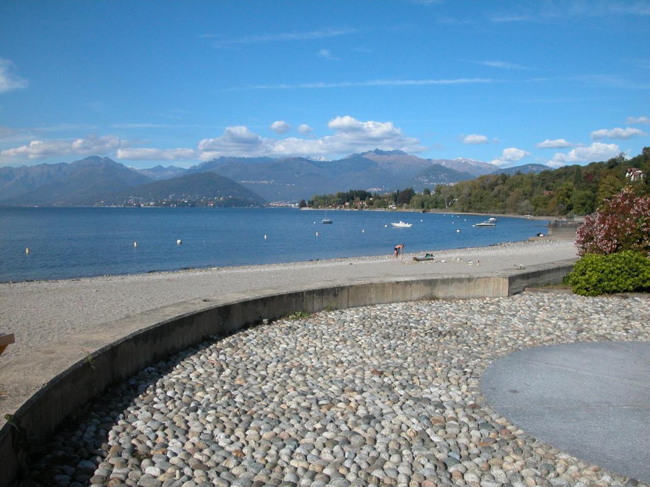 Villa Maria Lago Maggiore Reno Di Leggiuno Exteriör bild
