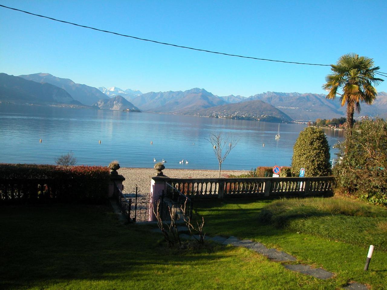 Villa Maria Lago Maggiore Reno Di Leggiuno Exteriör bild